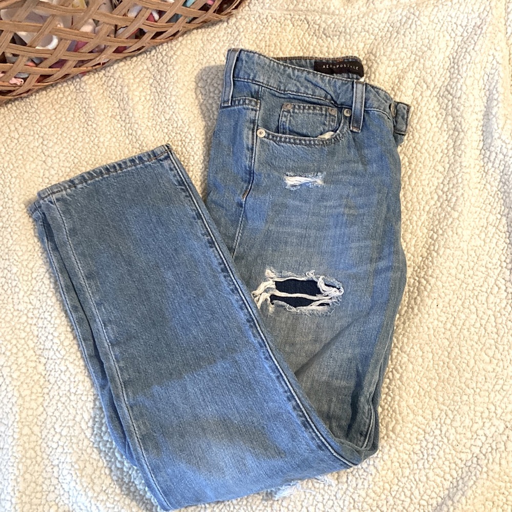 Aeropostale distressed boyfriend jeans